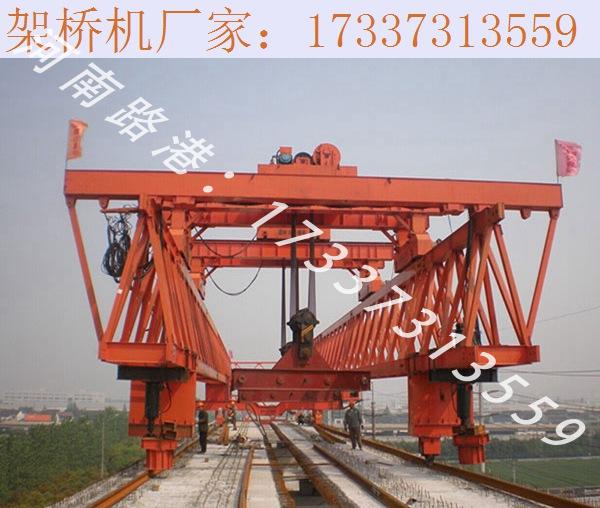 吊钩出现下列情况时应予报废