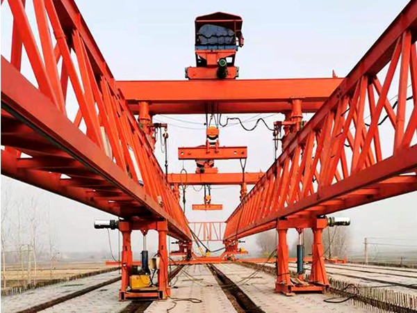 架桥机的分部单机构调试 30米箱梁架桥机租赁